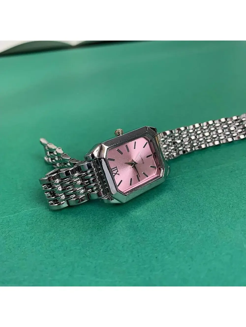 Y2k 2000s vintage style essential minimalist classy stainless steel rectangular
